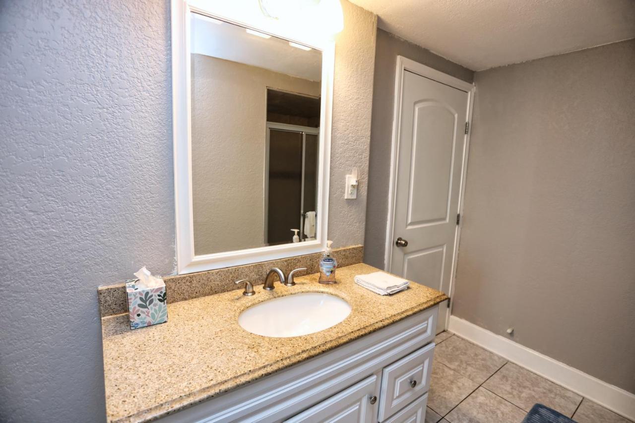 Galveston Getaway - Close To Everything Экстерьер фото