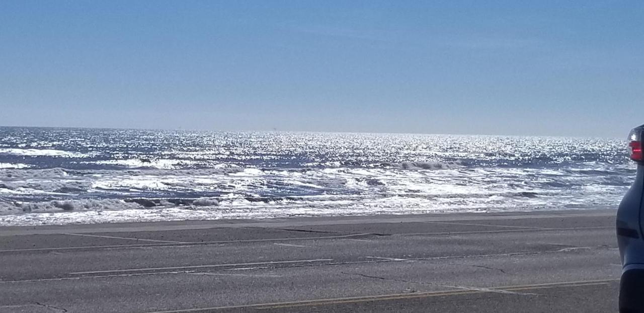 Galveston Getaway - Close To Everything Экстерьер фото